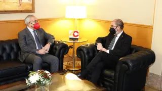 El Presidente de Aragón, Javier Lambán, se reúne con el presidente del Comité Olímpico Español (COE), Alejandro Blanco