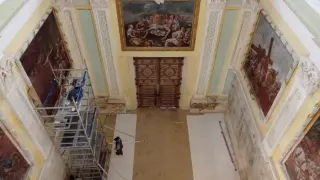 Vista desde los andamios instalados en la Iglesia para restaurar las pinturas murales de Bayeu