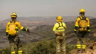 Efectivos del Infoar en el incendio de Añón de Moncayo.