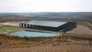 Panorámica de la planta de Reciclajes del Bajo Cinca, instalada en el término municipal de Zaidín.