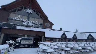 La nieve regresa a las estaciones de esquí de la provincia.