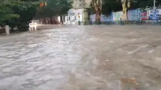 Inundación cruce de Martínez de Velasco