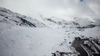 Cañones de nieve en Candanchú
