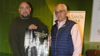 Sergio Sanz, autor del Cartel y Jorge Pascau, empresa patrocinadora del Concurso.
