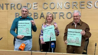 Jesús Lacoma, Ana Barón y Miguel Garuz en rueda de prensa.