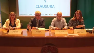 María Labarta, Luis Canalejo, Juan José Eito y Gema Lucía Gracia en el acto de clausura.