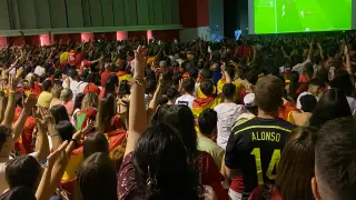 La provincia de Huesca se une en una "marea roja" para animar a la Selección