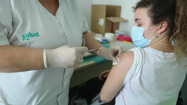 Vacunación en Huesca de estudiantes de Ciencias de la Salud.