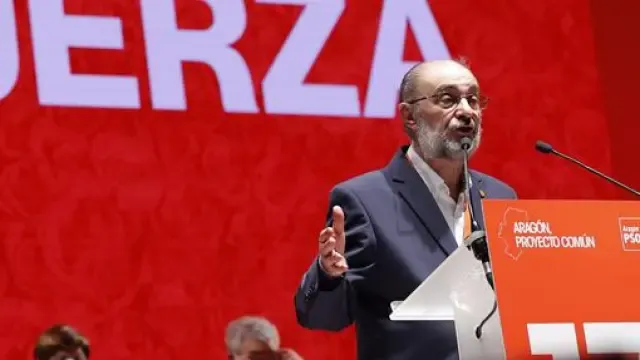 Javier Lambán, en su discurso durante la clausura del congreso del PSOE en Aragón