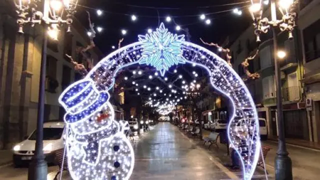 Iluminación navideña del Paseo de Cegonyer.