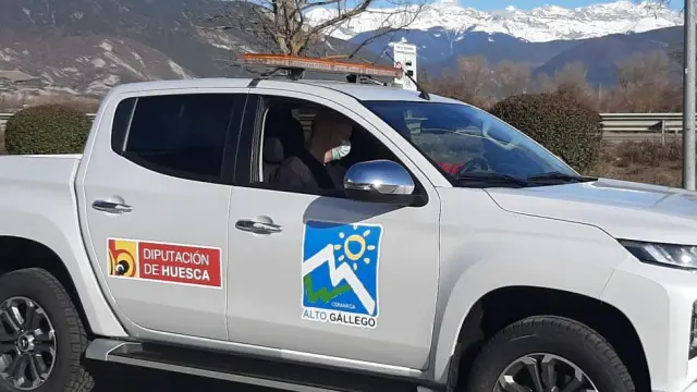 Nuevo vehículo pick-up para el servicio de vialidad invernal de la Comarca del Alto Gállego.