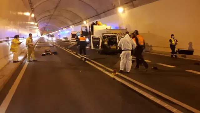 Imagen del simulacro de accidente llevado a cabo el jueves en el túnel.