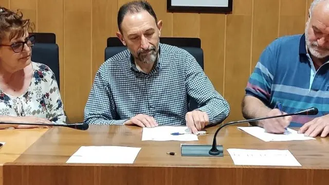 Firma del convenio entre la comarca y Proyecto Hombre