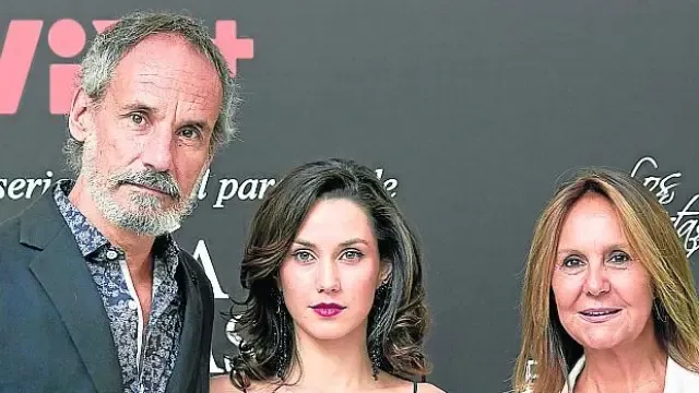 En la foto, Francesc Garrido, Ximena Romo y Maria Dueñas.