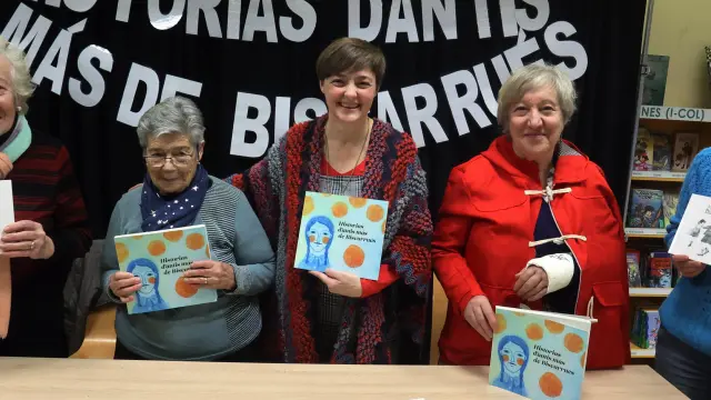Imagen del acto de presentación del libro, este miércoles en Huesca.
