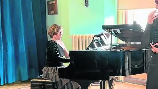 La soprano oscense Mariángel Leo y la pianista de origen ruso-ucraniano, Valeria Vagánova.