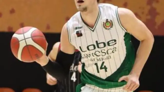 Stosic sale del club, recuperado por el Basket Zaragoza.