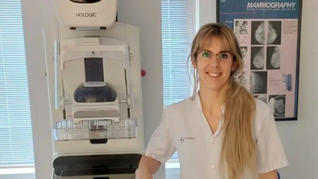 Nuria Alonso, en el centro sanitario de Vitoria.