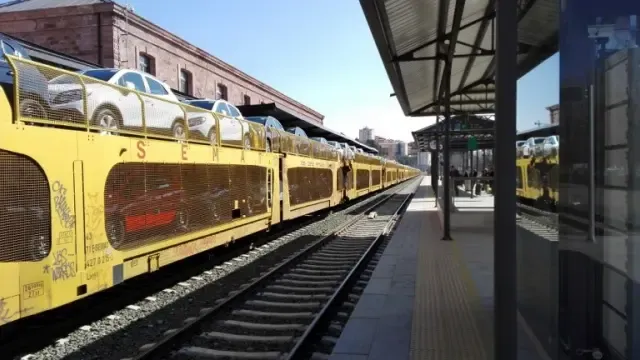 Denuncian el mal estado de la línea ferroviaria que une Zaragoza con Sagunto