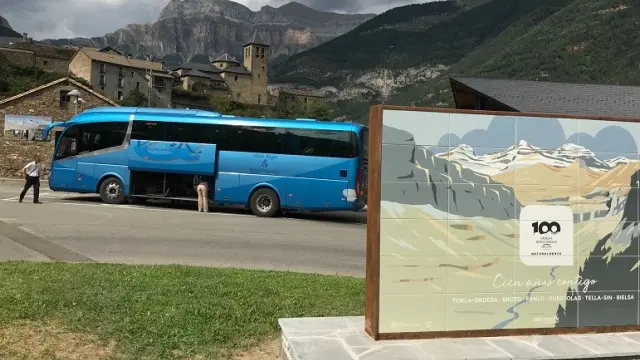 El servicio de autobús a Ordesa desde Torla se inicia con buena acogida