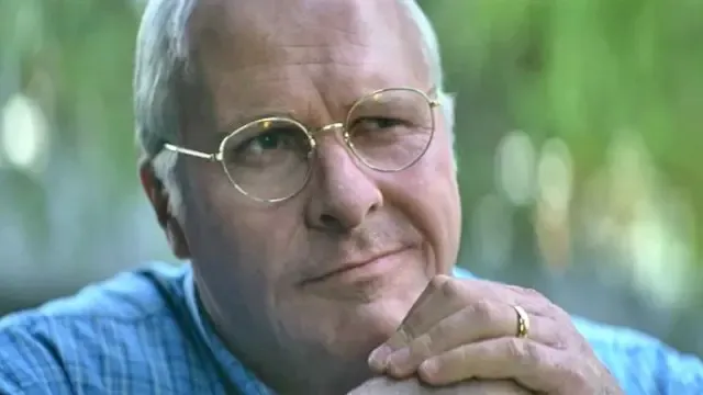 La biografía de Dick Cheney y la comedia de "El gran baño" llegan al cine