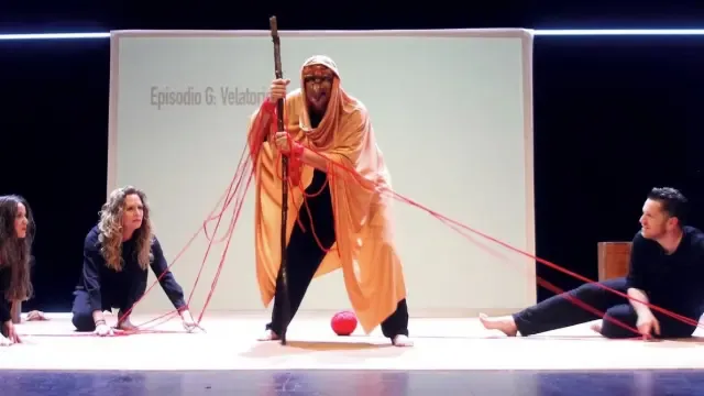 Carabau Teatre sube al escenario sus "Bodas de sangre" del siglo XXI