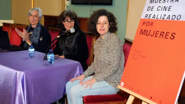 Ana Escar Puisac: "El cartel tiene como idea principal la simplicidad"