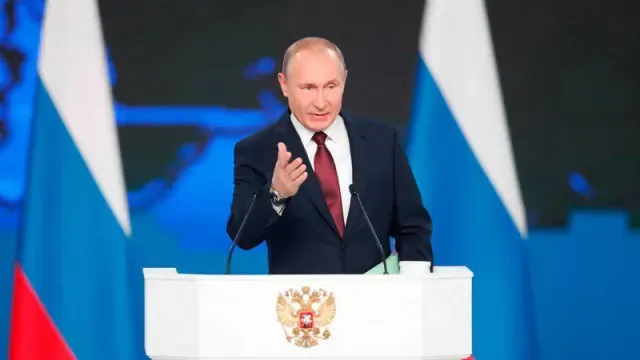 Putin advierte de que Rusia apuntará a EEUU si despliega misiles en Europa