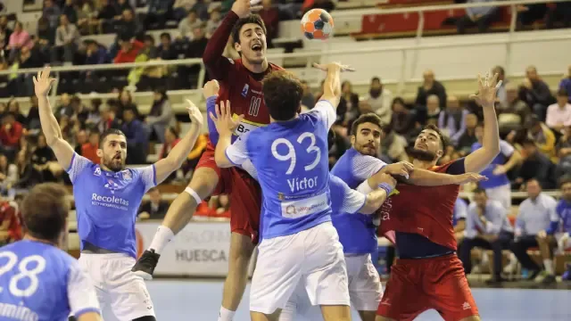 Bada Huesca busca una victoria en casa para seguir optando a todo