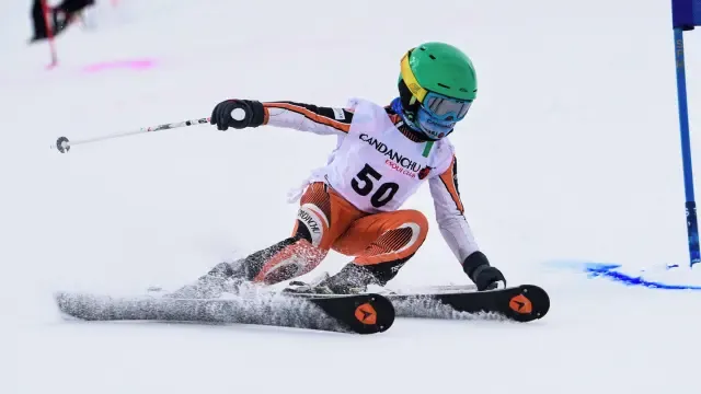 Más de 200 esquiadores participarán en el Trofeo Candanchú EC
