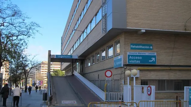 Fallece la bebé de 18 meses que cayó de un quinto piso en Zaragoza