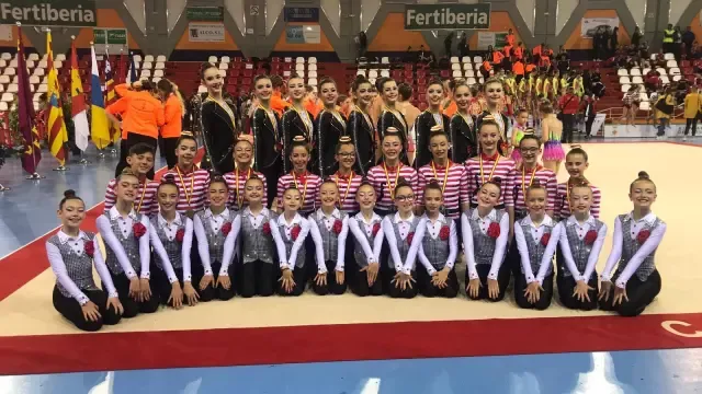 El Alto Aragón marca el ritmo nacional de la gimnasia estética de grupo