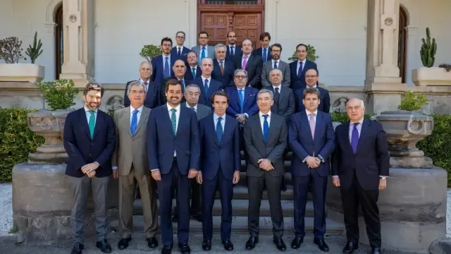 Aznar se reúne con el Consejo Empresarial de Ceoe Aragón