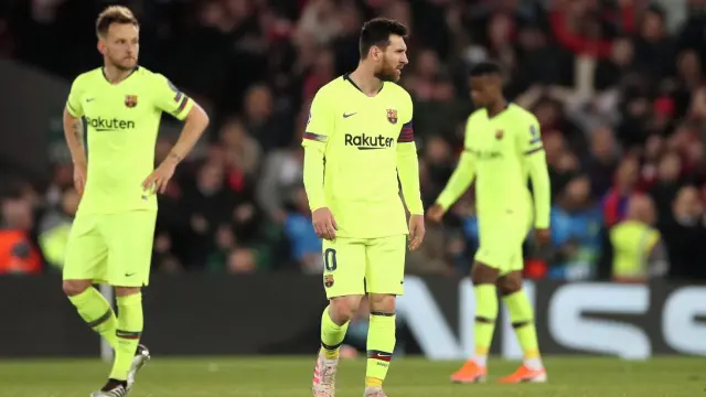 El Barcelona sufre en Liverpool otro hundimiento europeo