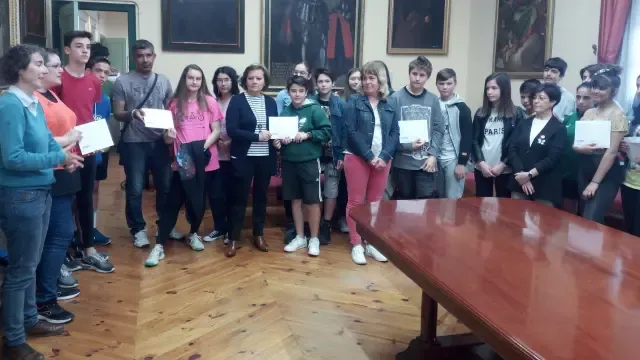 El Instituto Ramón y Cajal de Huesca celebra su jornada solidiaria con varios actos