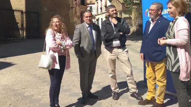 El PP aspira a convertir Huesca en referente turístico y comercial