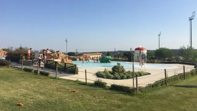 Los vecinos de Barbastro podrán disfrutar de las piscinas de verano desde el 17 de junio
