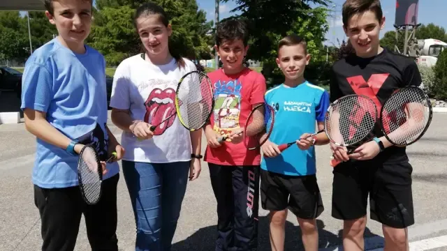 Seis jugadores del Huesca y dos del VV. Osca compiten en el Campeonato de España de Badminton
