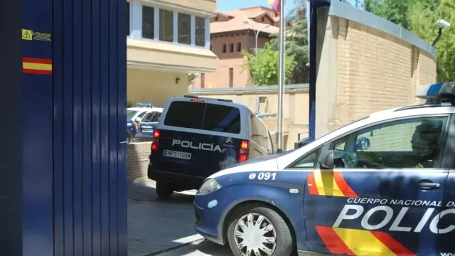 Detenido en Huesca un joven por utilizar los datos bancarios de su vecino fallecido