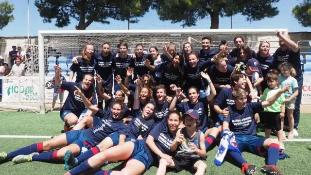 El Huesca tendrá continuidad en el equipo femenino
