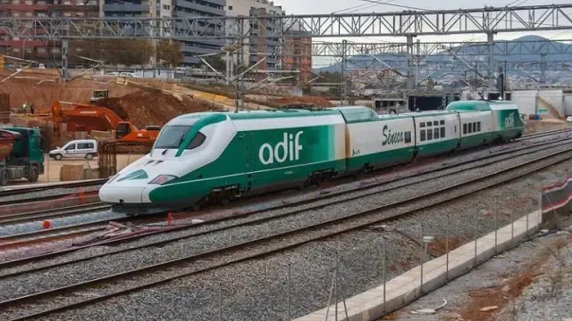 Adif ratifica la adjudicación de dos nuevos contratos para avanzar en la línea Zaragoza-Teruel-Sagunto