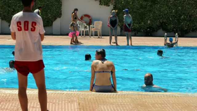 Las piscinas de San Jorge y Ruiseñor no tienen capacidad para acoger a los bañistas de la Ciudad Deportiva
