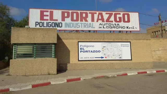 Un incendio afecta a una nave de embalajes, en el Polígono El Portazgo