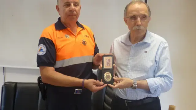 Protección Civil y bomberos homenajean a Jaime Facerías