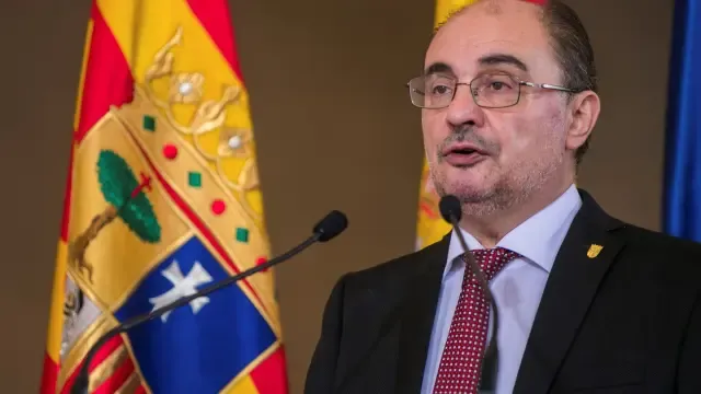 Lambán apoya el cese del director general Pérez Junca