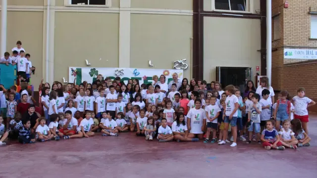 Cientos de niños celebran los 25 años de la Ludoteca de Binéfar