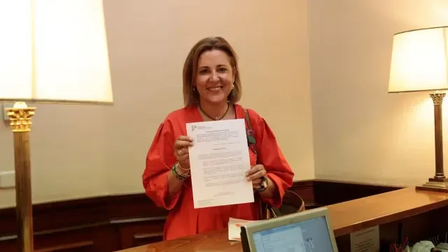 Lourdes Guillén: "Es vergonzoso que el ministro del Interior siga sin firmar las condecoraciones por méritos a miembros de la Guardia Civil"