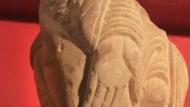 Roban un fragmento de un capitel del Monasterio de San Juan de la Peña