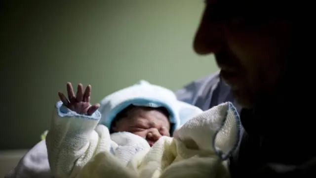 España registra la cifra de nacimientos más baja desde 1941