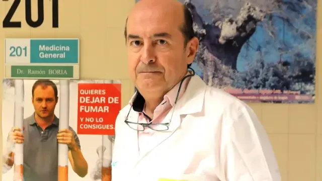 Ramón Boria: "La dependencia que genera el tabaco obliga a tratamientos integrales"